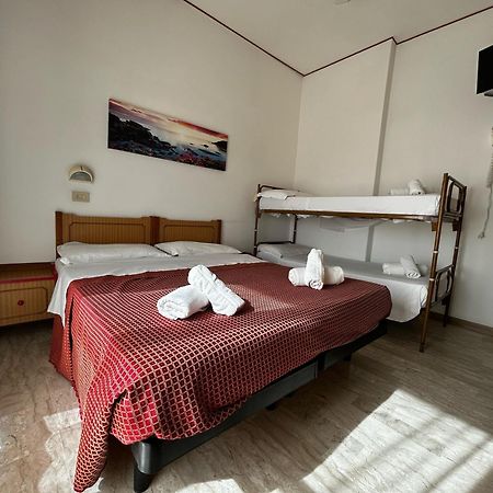 Anny Hotell Rimini Eksteriør bilde